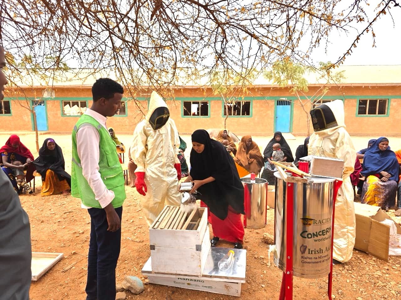 Mandera Pastoralists Gain Beekeeping Expertise Through RACIDA’s HANAANO Training Program